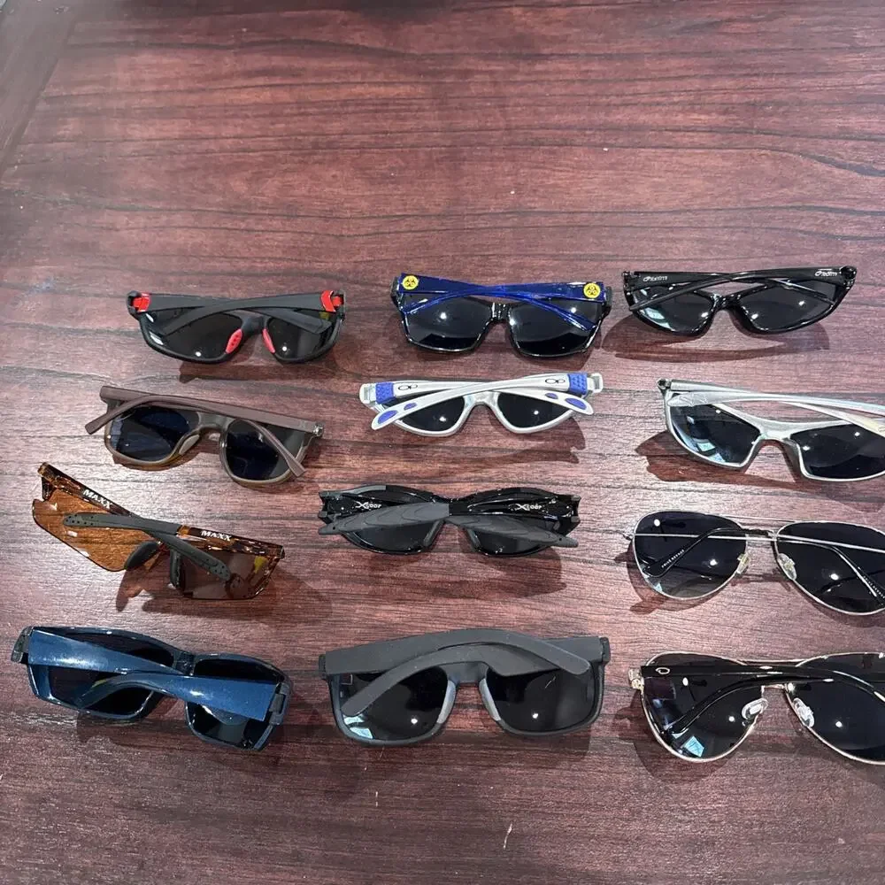 Lot of 12 - Men’s Sunglasses Hurley Maxx Xloop Prive Revaux Unbranded E34